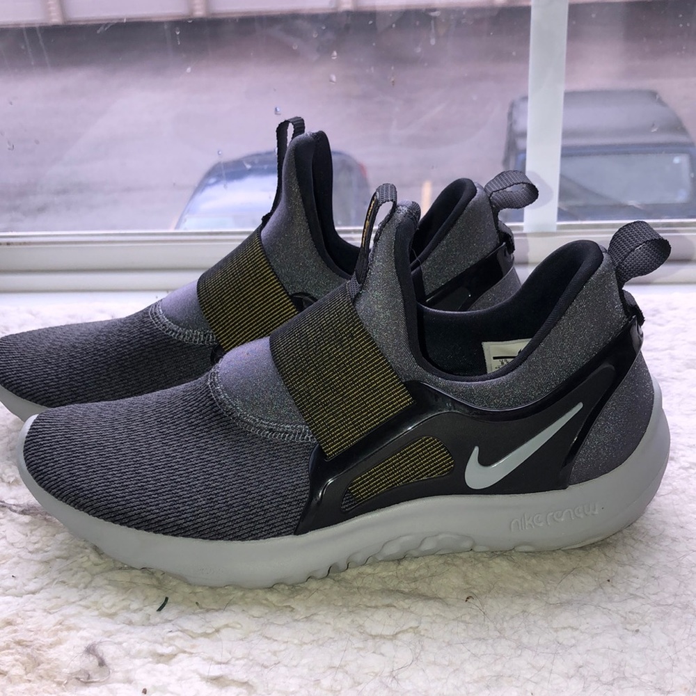 Nike ‘Renew’ Slip on Sneakers